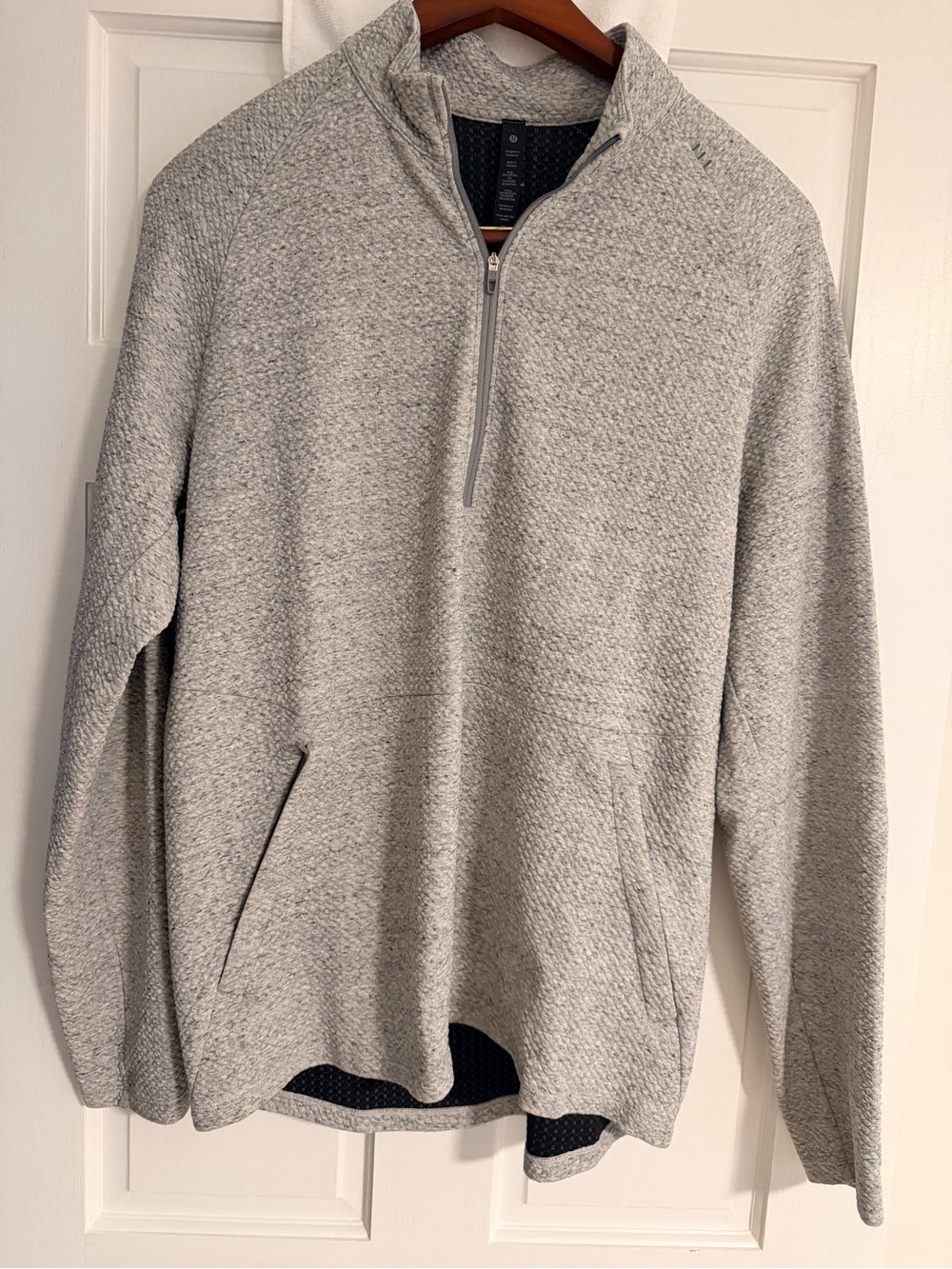 lululemon athletica Men’s Light Heather Gray Zip-Up Sweater size large Excellent